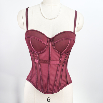 Корсет-потник с мрежесто плетиво, рибена кост, чашка 3/4, свалящи се двойни презрамки, закопчаване на 7 куки, вградени подплънки, стеснява талията и подчертава красив гръб