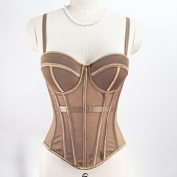 Корсет-потник с мрежесто плетиво, рибена кост, чашка 3/4, свалящи се двойни презрамки, закопчаване на 7 куки, вградени подплънки, стеснява талията и подчертава красив гръб