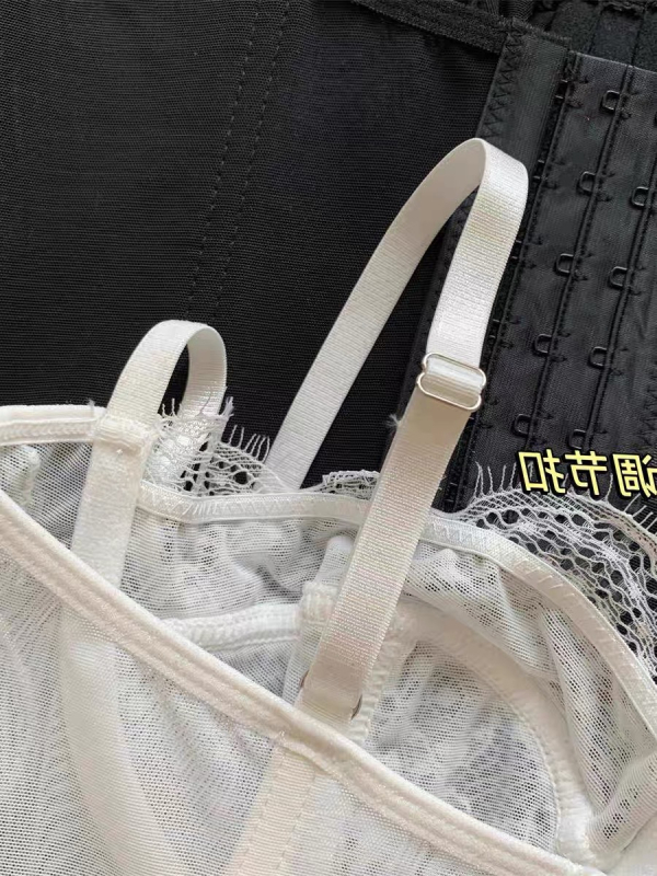 Seksi čipkasti shapewear top s kostima, bez žice, otvorenih leđa, kratki top
