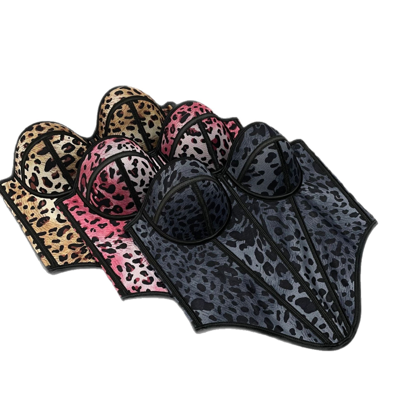 Леопардов мрежест сутиен с рибена кост и вградени подплънки, закопчаване на гърба с четири реда куки, махащи двойни презрамки, чашка 3/4 с тънки подплънки, полиестрова материя