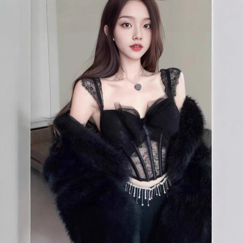 Bustier dantelat cu os de pește, material nylon-spandex, croială Slim, lungime scurtă 40–50 cm, model solid, bretele neremovabile