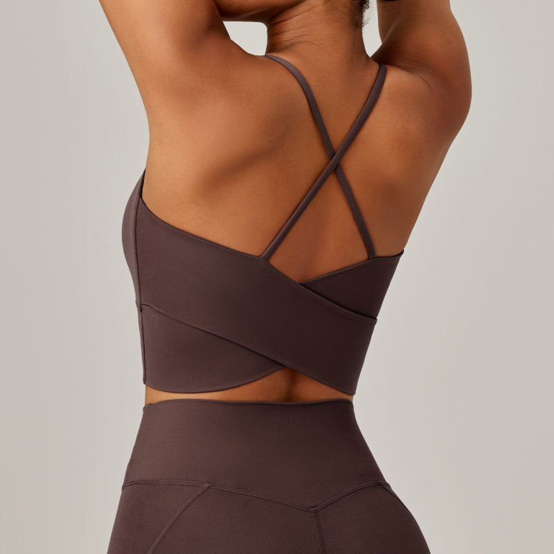 Jogos viršūnė su įmontuotais puodeliais, smūgių sugeriantis, kvėpuojantis nugaros dizainas, krūties pagalvėlė, moterims skirta sportinė apranga (Audinys: Nailonas 79% + Spandeks 21%; Puodelio tipas: Pilnas; Puodelio forma: Plona; Dirželiai: Fiksuoti dvigub