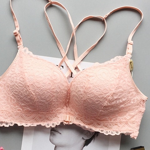 Mezgininė liemenėlė su atviru nugara, push-up, priekinis užsegimas, 3/4 kuprai, puodelio formos: viršuje plonas, apačioje storesnė, nailono pamušalas