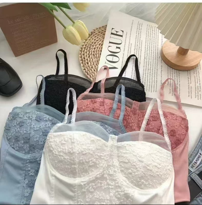 Čipkasti top s ojačanjem i ugrađenim jastučićima za prsa – žene, slim-fit, ultra kratki kroj, cvjetni uzorak