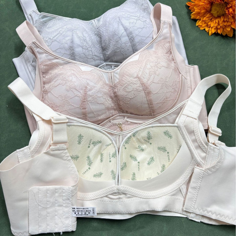 Бюстгальтер за оформяне, безжичен дизайн, пълна чашка, тънка формована чашка, закопчаване гръб четири реда куки