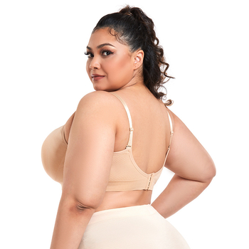 Liemenėlė maitinančiai motinai – žindymui, be vielos, nugaros užsegimas su trim eilių kabliukų, ploni formuojami puodeliai, be siūlių