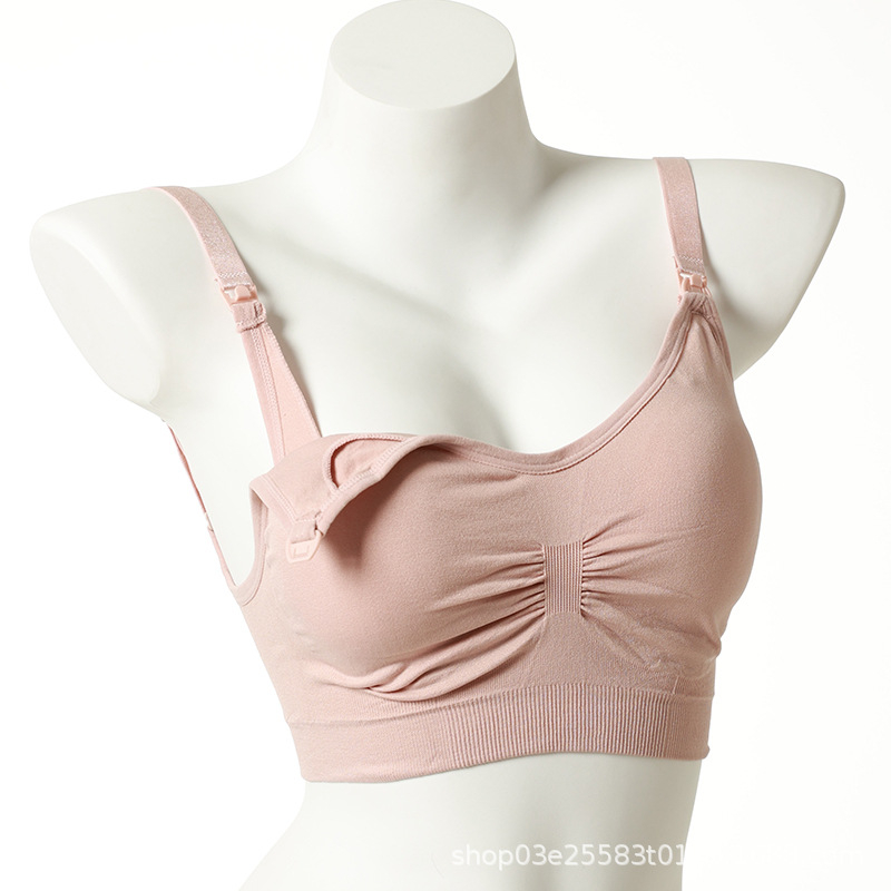 Liemenėlė maitinančiai motinai – žindymui, be vielos, nugaros užsegimas su trim eilių kabliukų, ploni formuojami puodeliai, be siūlių