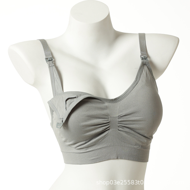 Liemenėlė maitinančiai motinai – žindymui, be vielos, nugaros užsegimas su trim eilių kabliukų, ploni formuojami puodeliai, be siūlių