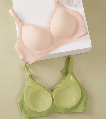 October najlon grudnjak sLateks košaricama, bezšivan, 3/4 košarice, lagan i prozračan