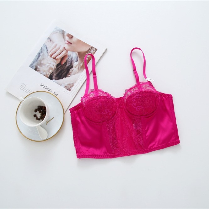 Push-Up čipkovaná podprsenka s tenkými tvarovanými košíčkami, košíky 3/4, bočná výstuž, pevné dvojité ramienka