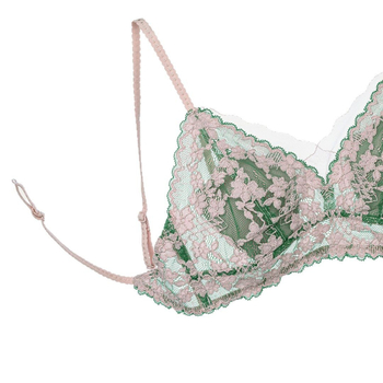 Mezgline trikampio formos liemenėlė su atvira nugara, ultra ploni formuoti puodeliai, be kablys, medvilnės įdėklas