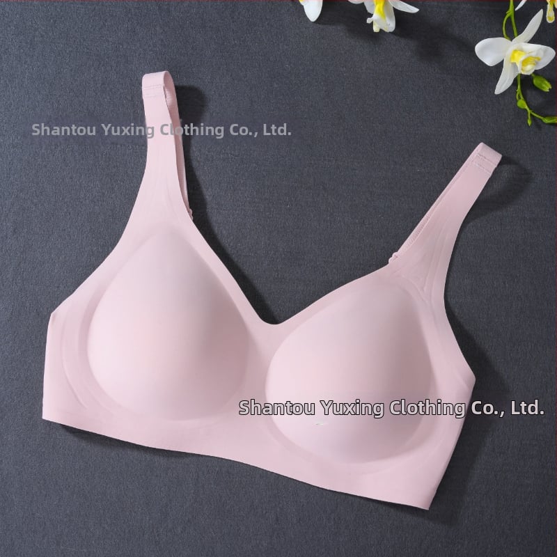 Minkšta palaikymo liemenėlė su 3/4 puodeliais, medvilniniai formuoti puodeliai, fiksuoti petnešos, užpakalinė keturių eilių užsegimas