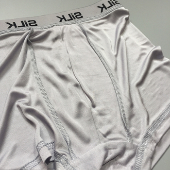 Férfiaknak szóló Mulberry Silk selyem boxeralsónemű, középső derekú, légáteresztő, kötött anyag, hímzett dizájn