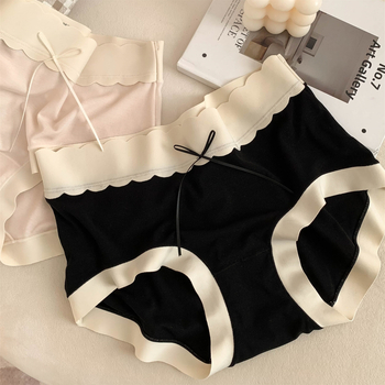 Ženske gaćice od modalnog materijala, srednje visoki struk, prozračne i antibakterijske, podstava u preponama 100% pamuk