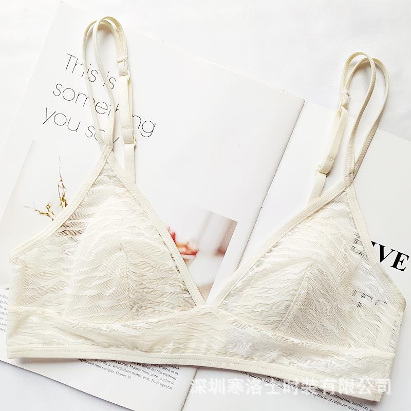 Prancūziško stiliaus belaidė tinklinė liemenėlė, 3/4 kaušeliai, plonos formuojančios kaušelius, fiksuotos dvigubos petnešėlės, nugaros trijų eilių uždarymas