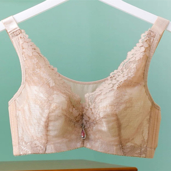 Дантелен бюстгальтер плюс размер с мека телена подпора, Push-Up, странична опора