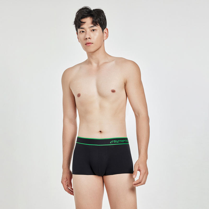 Muške pamučne bokserice s srednjim strukom, prozračne i antibakterijske, modalna podstava u preponama, jednobojne, CUCIOTS