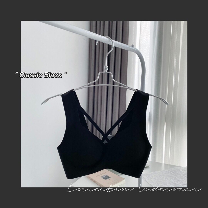 Безшевен бюстгальтер push-up, чашка 3/4, фиксирани двойни презрамки, задно закопчаване с три реда куки