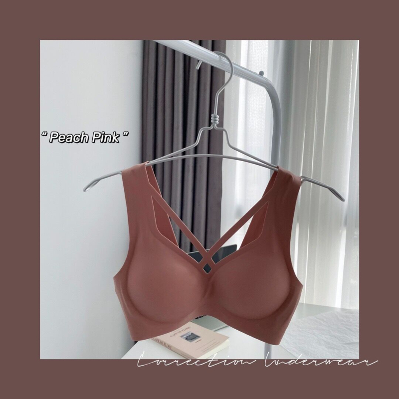 Безшевен бюстгальтер push-up, чашка 3/4, фиксирани двойни презрамки, задно закопчаване с три реда куки