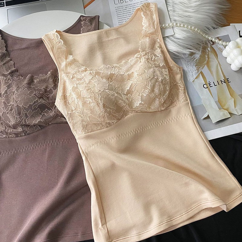 Termo mellény beépített csészével, meleg viszkóz anyag, 201–250 g/m² vastagság, velúr díszítés