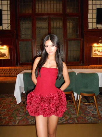 Set top și fustă cu bretele de tip os de pește, top reglabil fără bretele, broderie florală, bumbac-viscoză, primăvară-vară 2025