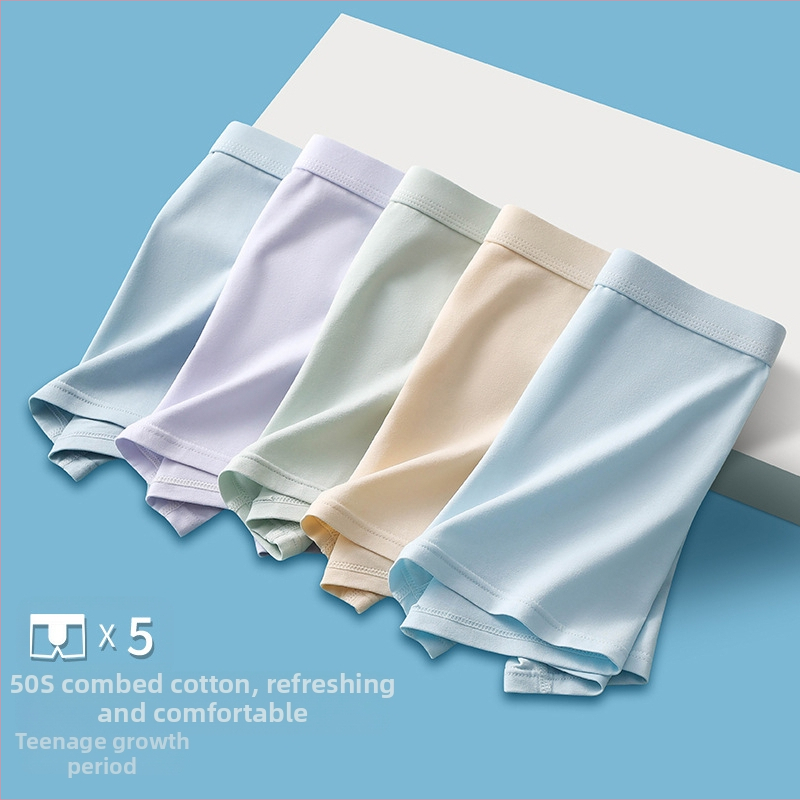 Férfi középmagas derekú, lélegző pamut alsónemű, gyorsan száradó anyag, négy tűs és hat szálas varrás, belső viszkóz bélés, alkalmas minden évszakra