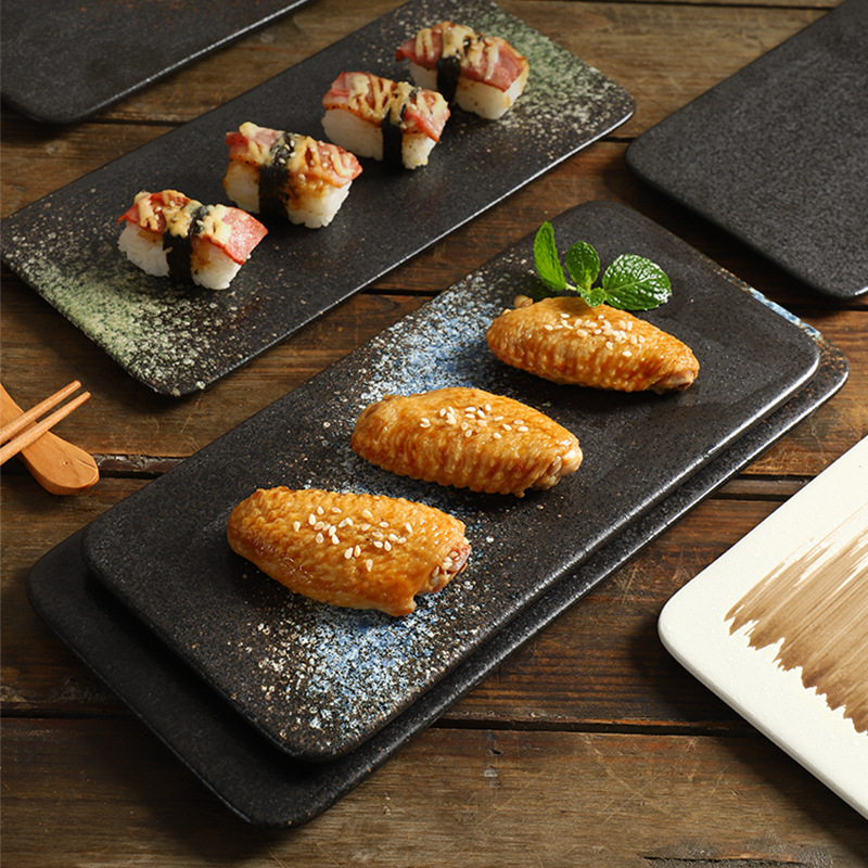 Porcelanska pravokutna ploča japanskog stila sushi i roštilja; mikrovalna sigurnost; završna površina ispod glazure; prilagodljivo