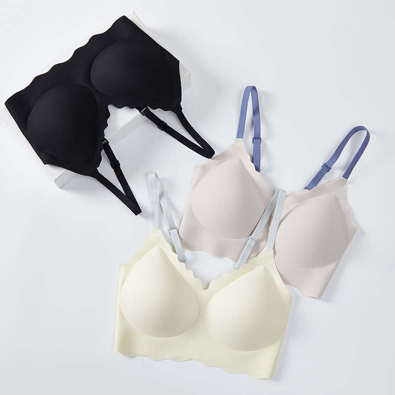 Pilno puodelio liemenėlė, plonas formuojamas putų puodelis, ledinis šilkas audinys, fiksuotos petnešos, vest stiliaus liemenėlė