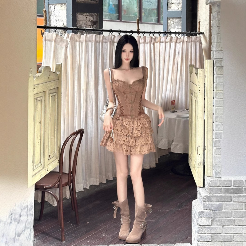Set bustiera i overskirt – Proljeće 2025, Chenille i Spandex, bez rukava, stil kraljevske sestre, top kostim