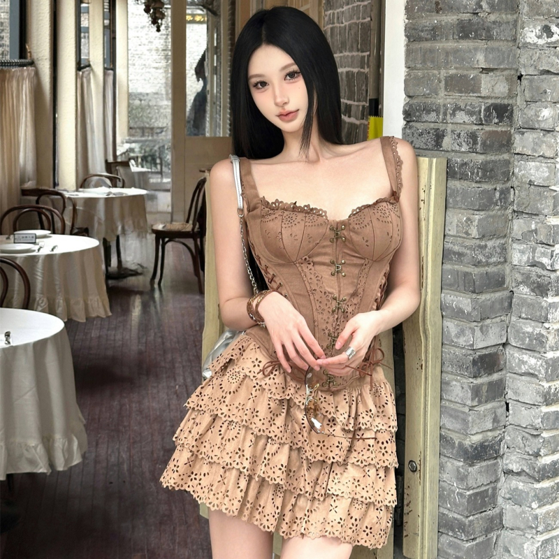 Set bustiera i overskirt – Proljeće 2025, Chenille i Spandex, bez rukava, stil kraljevske sestre, top kostim