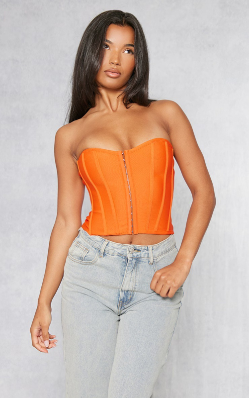 Tube top bez naramenica s off-shoulder izrezom, uska silueta, prednje gumice s dizajnom kostiju ribe, naglasak na struku, poliester/spandeks mješavina, kratka duljina