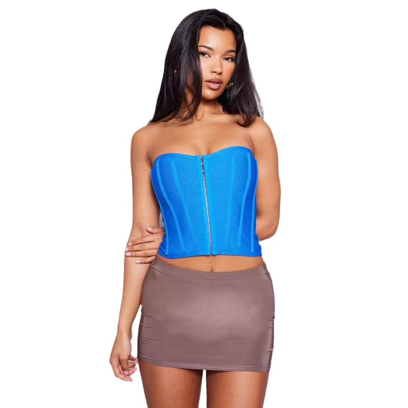 Tube top bez naramenica s off-shoulder izrezom, uska silueta, prednje gumice s dizajnom kostiju ribe, naglasak na struku, poliester/spandeks mješavina, kratka duljina