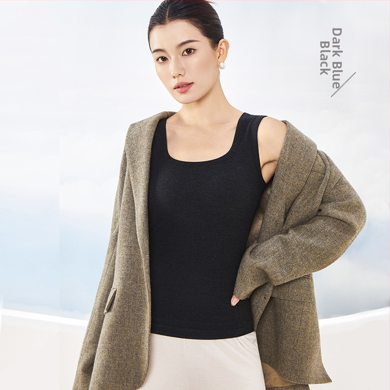 Ženska termalna vesta, od recikliranih vlakana, s ugrađenim grudnjakom i jastučićem, jednobojna, okrugli izrez