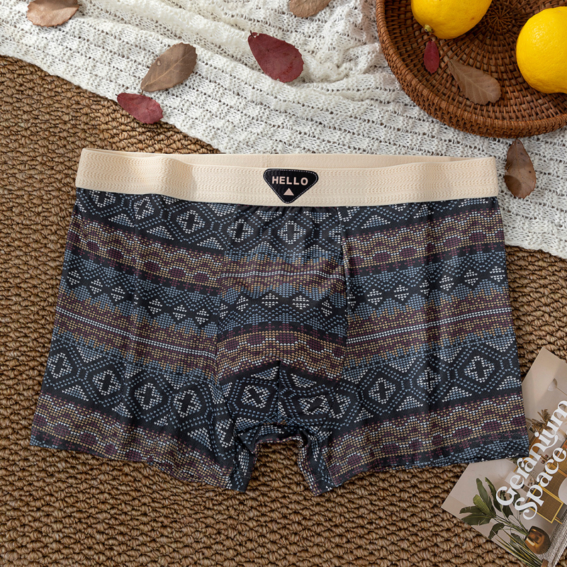 Férfi boxer briefek, etnikus csíkos mintával, légző Milk Silk poliészter keverék, középmagas derekú, kötött anyag, tinédzserek számára