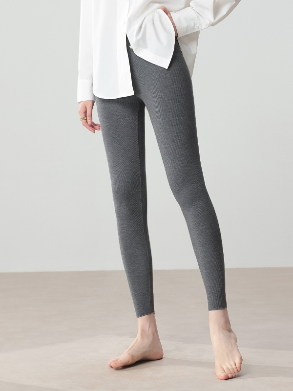 All-in-One leggings Mulberry Silk meleg fleece bélésével, magas rugalmasság, nem korlátozó fazon, hossz 9/10, szoros illeszkedésű jóga nadrág