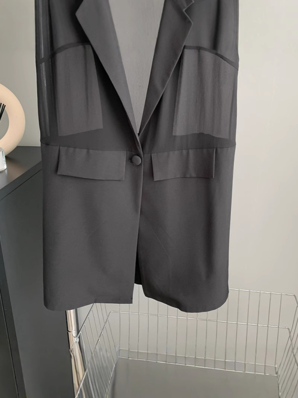 Ženski šifonski vest, uskog kroja, ovratnik sakoi, jedno dugme, srednja duljina, 95% poliester