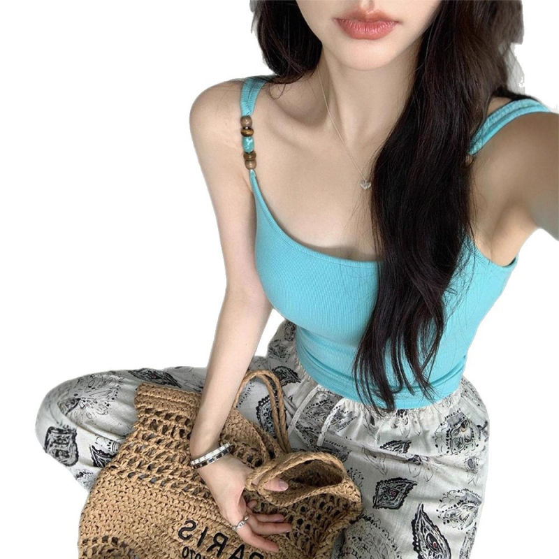 Γυναικεία καμιζολ, γλυκό στυλ, στρογγυλή λαιμόκοψη, τιράντες ώμου, ύφασμα βισκόζη (Rayon) με 50–70% βαμβάκι, 181–200 g/m2, κωδ. 948-qd, άνοιξη-καλοκαίρι 2025