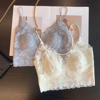 Nėriniuota viršutinė liemenėlė su įdėklu į krūtinę, pilnas puodelis, formuojamas puodelis su kempine, fiksuotos dvigubos petnešos