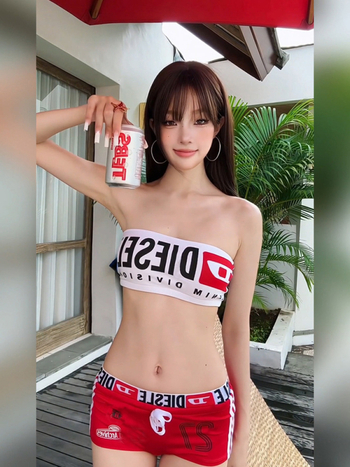 Halter top, uska silueta (slim fit), poliester tkanina, blaga elastičnost, ljeto 2025