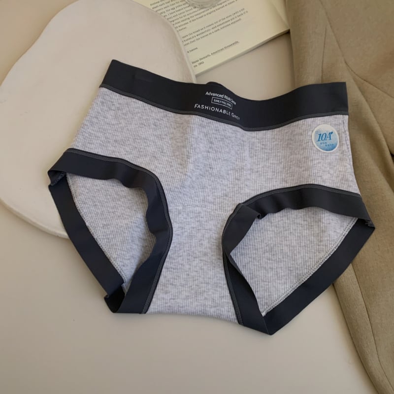 Παιδικά βαμβακερά αντιβακτηριακά εσώρουχα για κορίτσια με επεκτεινόμενη περιοχή, μεσαία μέση, αναπνέον σχέδιο σε χρωματικό συνδυασμό