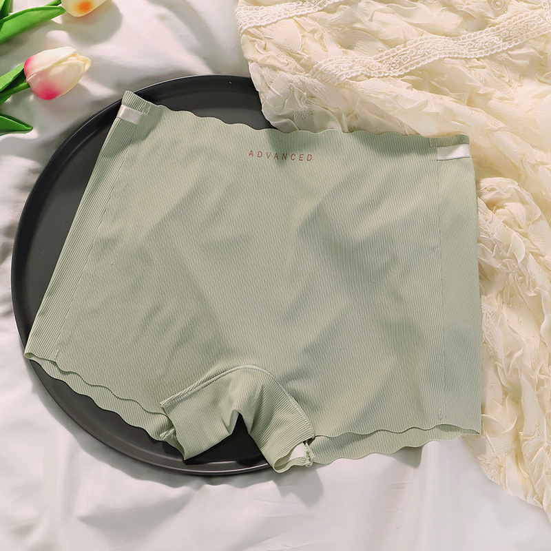 Ženske bokserice, Ice Silk tkanina, glatka pletenina, srednji pojas, pamukova podstava na preponama