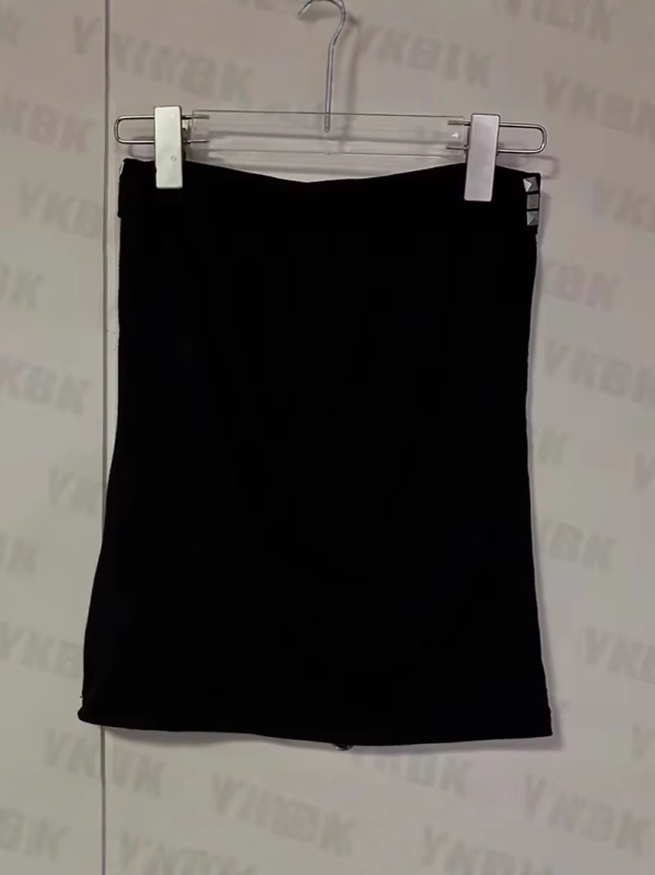 Tube-top bez naramenica s punk stilom, uski kroj, kratka duljina, poliester s kristalima