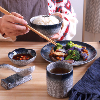 Ιαπωνικού ρετρό στυλ κεραμικό σετ ειδών τραπεζιού για μαγείρεμα και σερβίρισμα, σετ τριών τεμαχίων (Υλικό: Άλλο; Στυλ: Μοντέρνα απλότητα; Κατάλληλο ως δώρο: Άλλο)