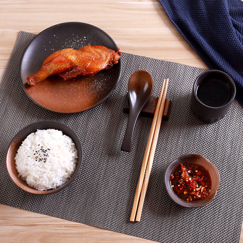 Ιαπωνικού ρετρό στυλ κεραμικό σετ ειδών τραπεζιού για μαγείρεμα και σερβίρισμα, σετ τριών τεμαχίων (Υλικό: Άλλο; Στυλ: Μοντέρνα απλότητα; Κατάλληλο ως δώρο: Άλλο)