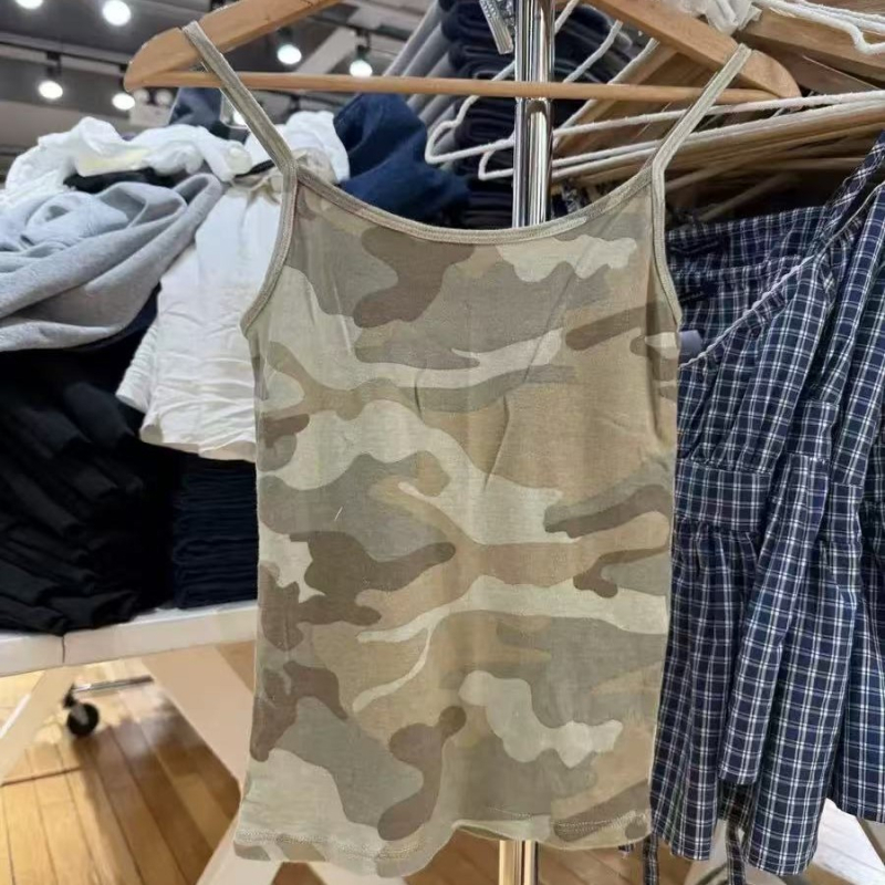 Maiou camuflat cu bretele, croială slim, bumbac 70–80%, vară 2025, pentru femei