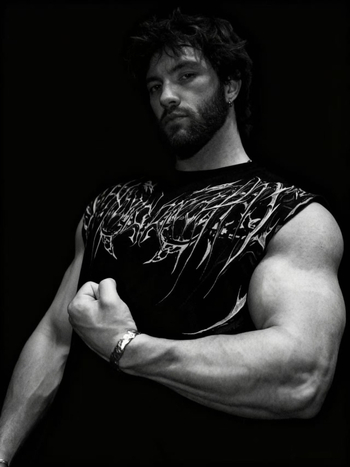 Vestă sport cu croială slim, din bumbac mercerizat în dungi, guler rotund, respirabilă și protecție UV