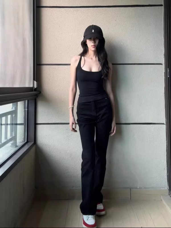Ženski camisole top bez rukava, slim-fit, pull-over stil, mikroelastična tkanina, proljeće 2024