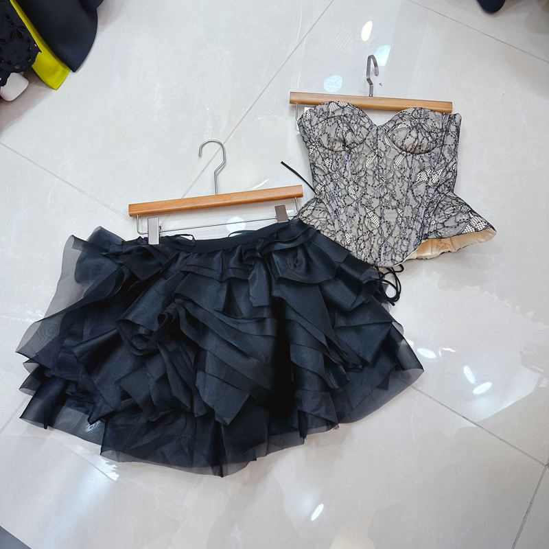 Τοπ χωρίς τιράντες από δαντέλα με σχέδιο ψαριού, εφαρμοστό, κοντό μήκος, πολυεστέρας, περιεκτικότητα 30–50% πολυεστέρα