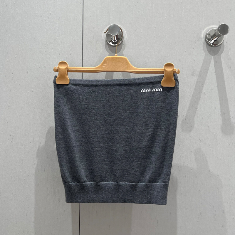 Ženski strapless tube top u Miu stilu s mikro etiketa s slovima, uski kroj, kratka duljina, vunena tkanina 80–90%