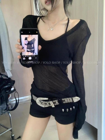 Rayon halter top s otvorenim leđima i križnim leđnim dizajnom, s ugrađenim jastučićem za prsni koš, baza za slojevito nošenje
